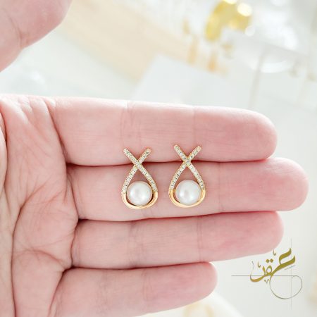 حلق ذهبي مع حبة لولو طبيعية freshwater pearl