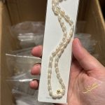 سنسال لولو طبيعي مع قلادة ذهبية