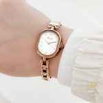 ساعة بيضاوية ماركة kimio مع كاسكيت لون روز جولد