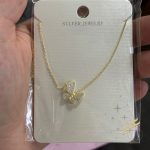 سنسال الفراشة محجر مع حبات لولو - فضة اصلي s925 مطلي ذهب