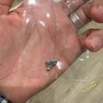 سنسال الفراشة لون فضي