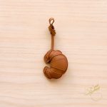 مدالية الكرواسون باللون البني الفاتح