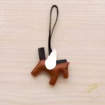 brown-horse-with-wings-keychain_01
